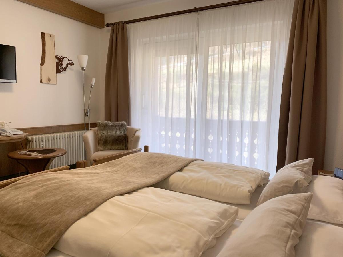 Landhotel Untere Kapfenhardter Muehle Unterreichenbach Esterno foto