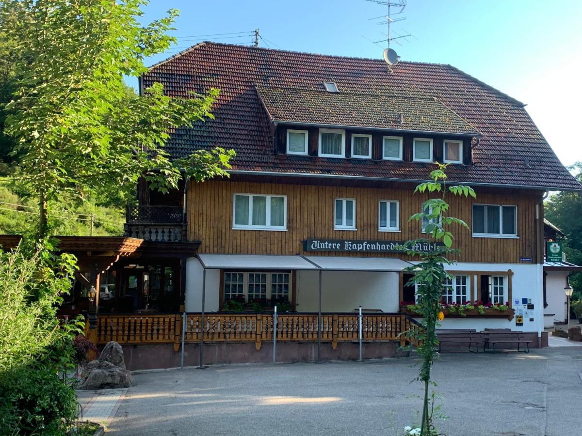 Landhotel Untere Kapfenhardter Muehle Unterreichenbach Esterno foto
